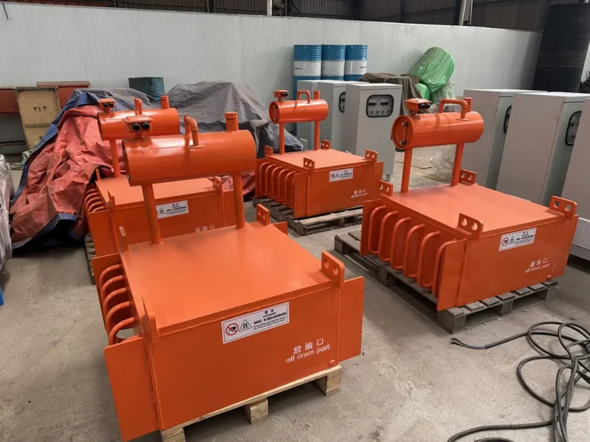 Varias unidades de electroimán suspendido RCDE refrigerado por aceite