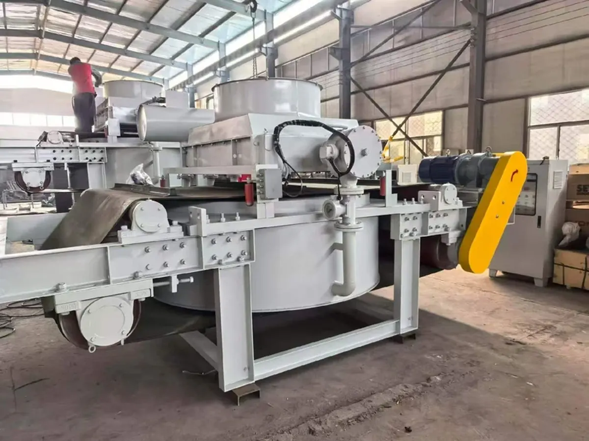 Conjunto completo del separador electromagnético autolimpiante Coverlan RCDFQ en el taller